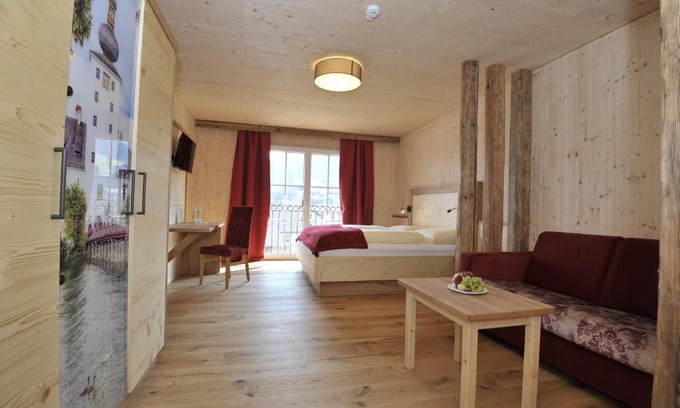 Pinsdorf Hotel | Das Dorfhotel Engl-Grafinger