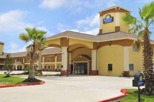 Humble Hotel | Days Inn by Wyndham Humble/Houston Intercontinental Airport