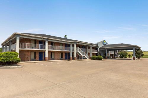 Kuttawa Hotel | Days Inn by Wyndham Kuttawa/Eddyville