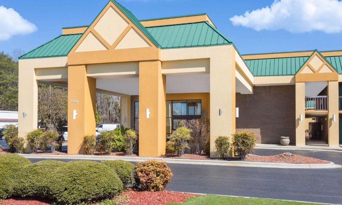 Mocksville Hotel | Days Inn by Wyndham Mocksville