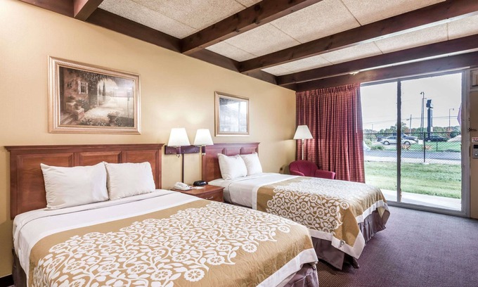 Niles Hotel | Days Inn by Wyndham Niles