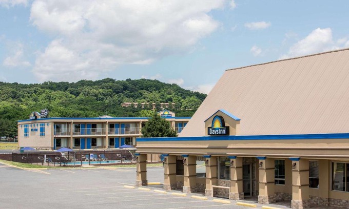 Staunton Hotel | Days Inn by Wyndham Staunton