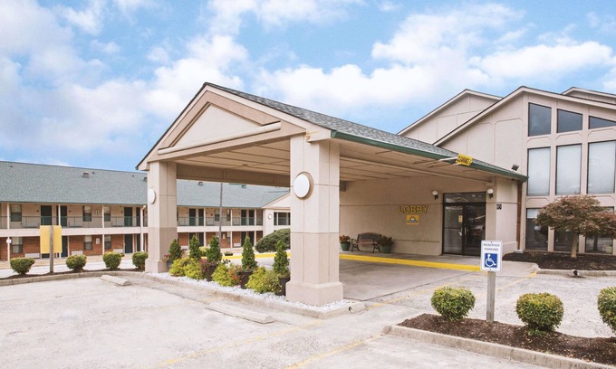 Wytheville Hotel | Days Inn by Wyndham Wytheville