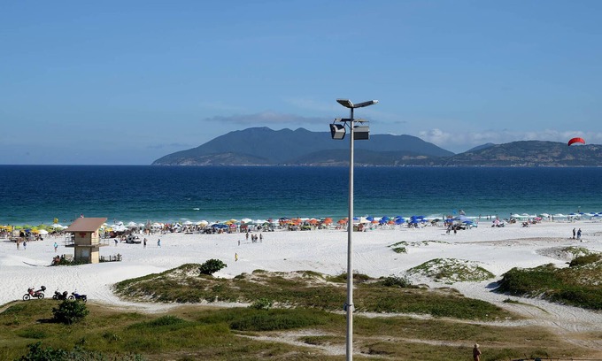Algodoal Apartment | Days of sun and blessed sea !! Apartment, 3 balconies / rooms to the sea.