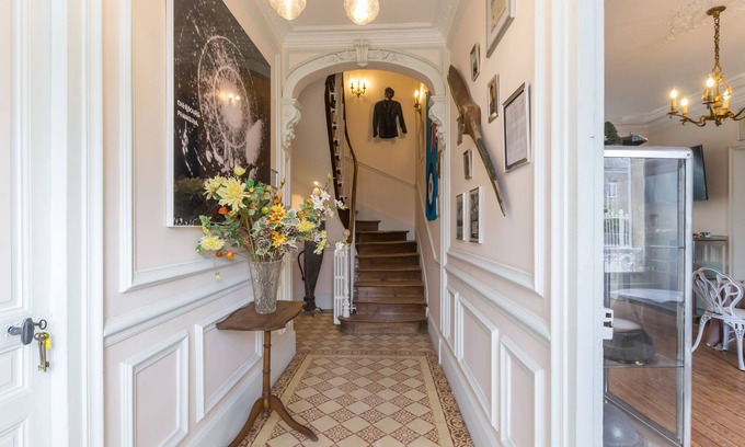 Arromanches-les-Bains Bed & Breakfast | DDAY Aviators Le Manoir