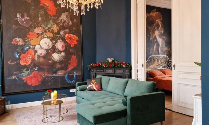 Breda Centrum Apartment | De Cosy Barock met gezellige Patio !