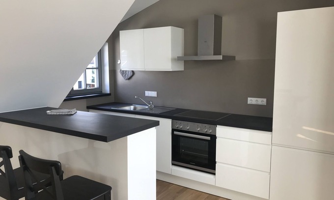 Lausnitz Apartment | Sunny and cozy top floor apartment with a view of the countryside