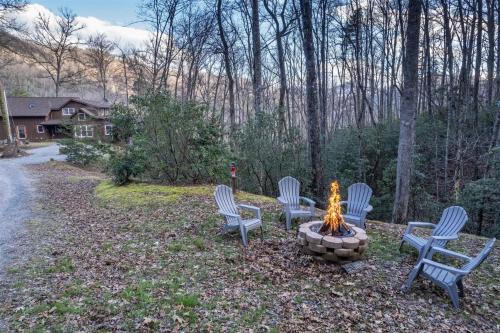 Bryson City House | Deer Creek Lodge