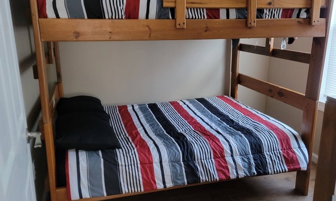 South Aroostook Apartment | Deer Run - Marvelous 2-bedroom apartment with WiFi in Linneus