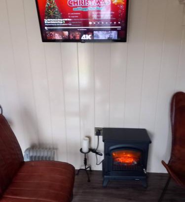 Westport House | Delightful Shepherds Hut