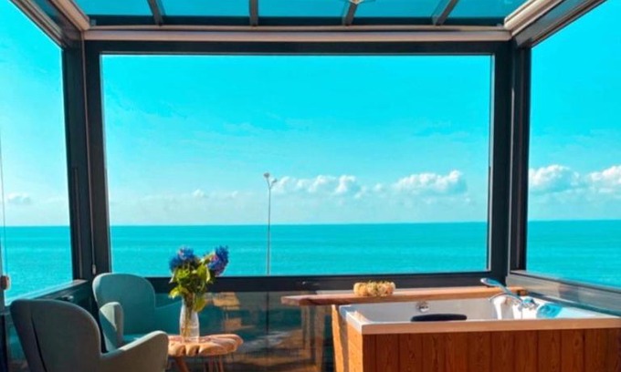 Ardesen Cabin | Delmare suit villa