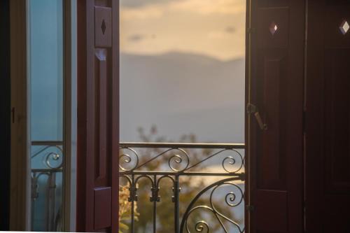 Delfoi Apartment | Delphian Colors - Blue Edition