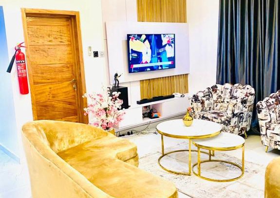 Alimosho Apartment | Deluxe 1 Condo Mini Flat & Wi-Fi