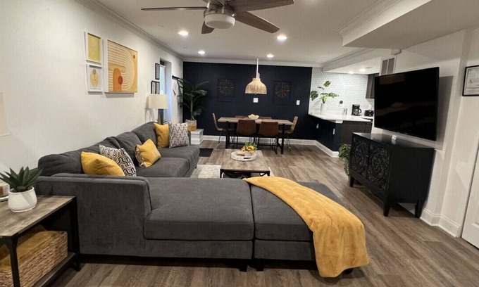 Odenton House | Deluxe Basement Guest Suite w/Luxury Amenities Minutes From BWI/Annapolis/DC