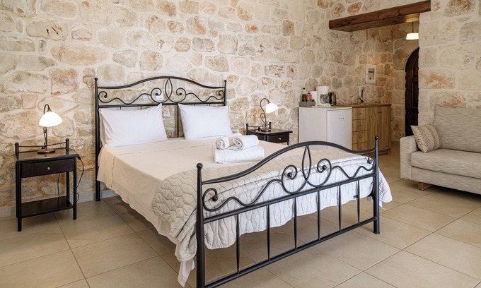 Skinaria Apartment | Deluxe Double Studio - Villa Mare Studios