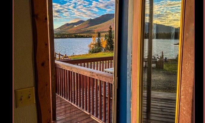 Healy Hotel | Denali Lakeview Inn