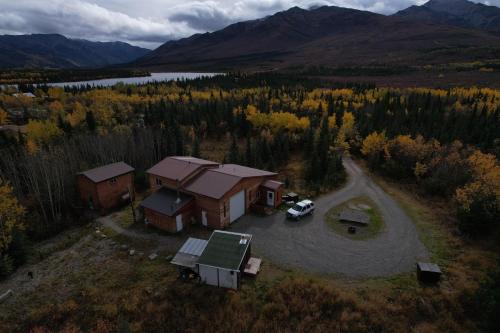 Healy House | Denali Park View House