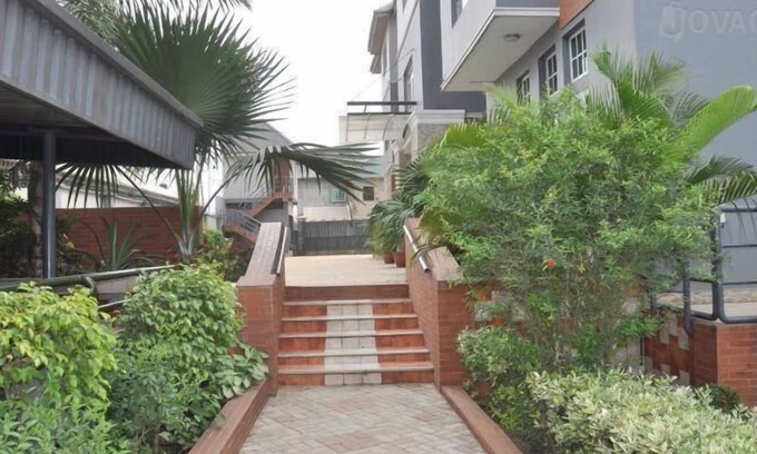 Port Harcourt Hotel | Denami Suites