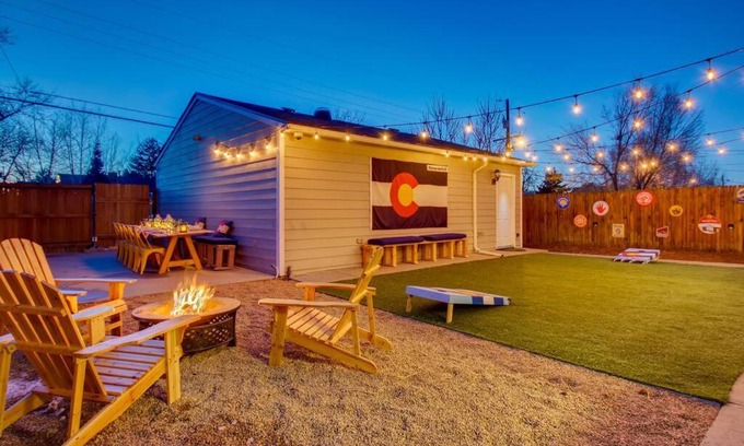 Denver House | Denver Den for 10- “Amazing place for groups!”