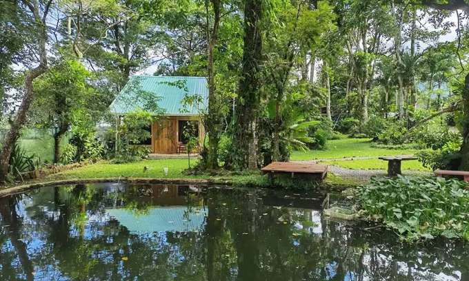 Guayabo Cabin | descripcion ingles