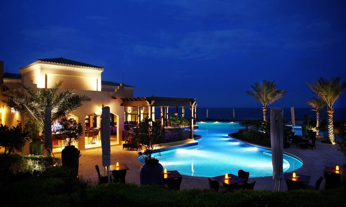 Sir Bani Yas Island Hotel | Desert Islands Resort & Spa by Anantara