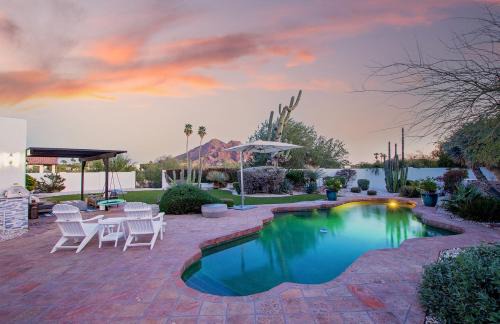 Braecrest Villa | Desert Oasis Retreat Luxe Hideaway in Paradise Valley