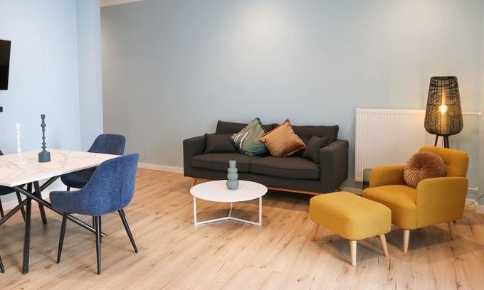 Mainz-Bingen Apartment | Design Studio I 3 people I Citycenter I Kitchen