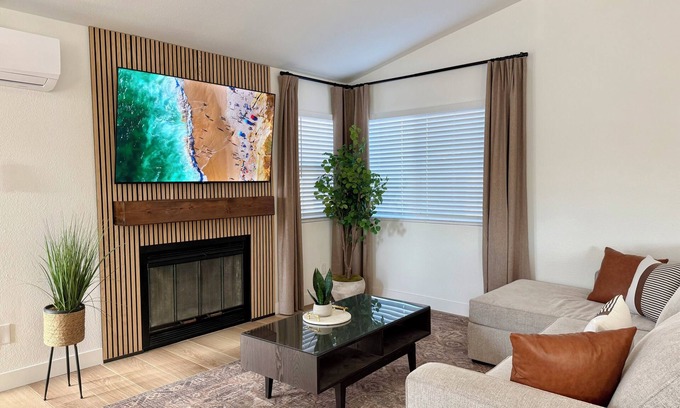 Paradise Hills House | Designer's Touch: stylish 4-bed in Paradise Hills, San Diego