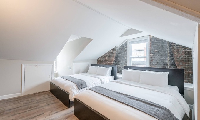 Benton Park House | Designer Townhome 2 of 3 Left Side - JZ Vacation Rentals