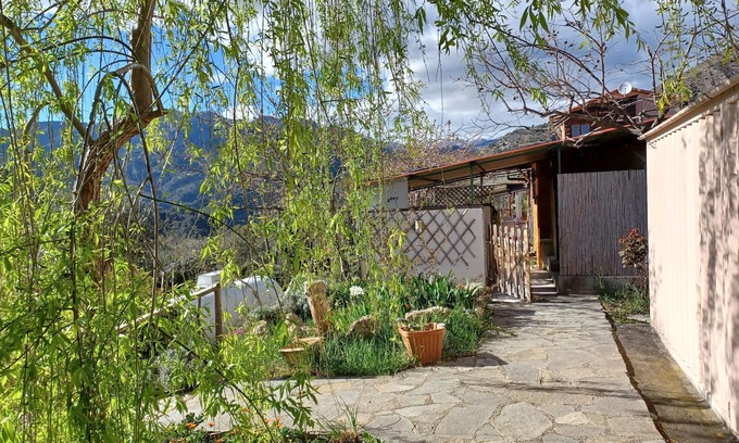 Breil-sur-Roya Ski Chalet | Detached chalet. Mountains, change of scenery, calm and sunshine guaranteed
