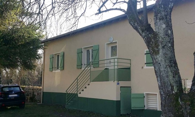 Chatel-sur-Moselle House | Detached house 1 bedroom, 1 bathroom, large enclosed garden and terrace