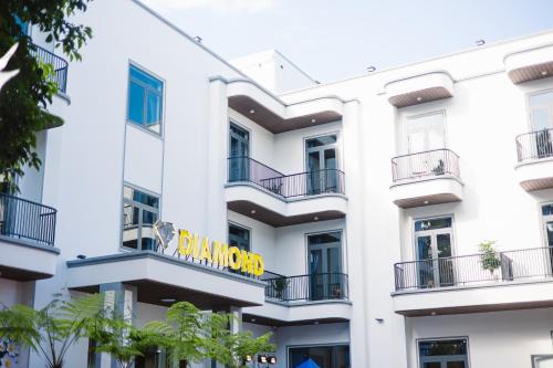 Kon Plong Hotel | Diamond Luxury Hotel & Café Măng Đen