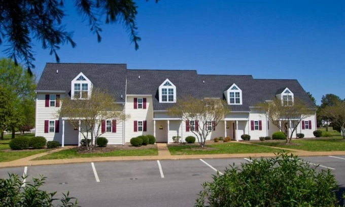 Berkeley Villa | Diamond Resorts The Historic Powhatan Resort - 1 Bedroom Upstairs
