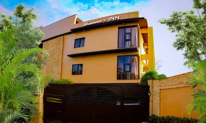 Coron Town Proper Hotel | DIANNA'S INN