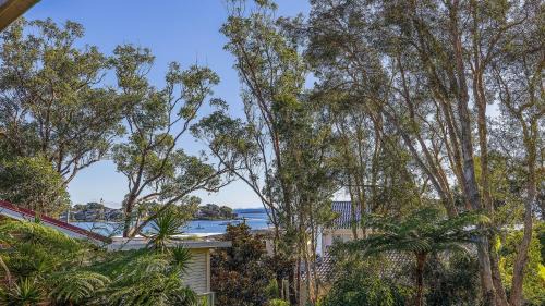 Tanilba Bay House | Diggers Drive No11