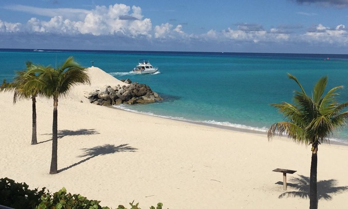 South Bimini Condo | Direct Oceanfront Bimini Cove 20i 3/3 Townhouse NEWLY RENOVATED