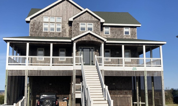Wind Over Waves House | Discounted AMAZING SOUND FRONT HOUSE-on water, pool, hottub, elevator