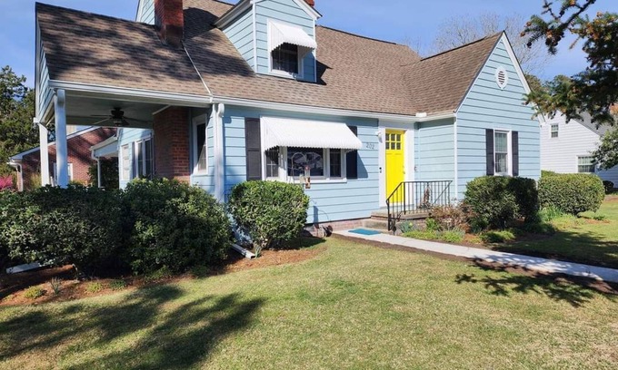 Morehead City Apartment | Discover Beaufort's history steps away! Charming Apartment near downtown.