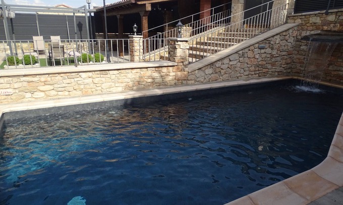 Atienza House | Disfruta de la Privacidad de una Casa Rural con Todas las Ventaja de un Hotel