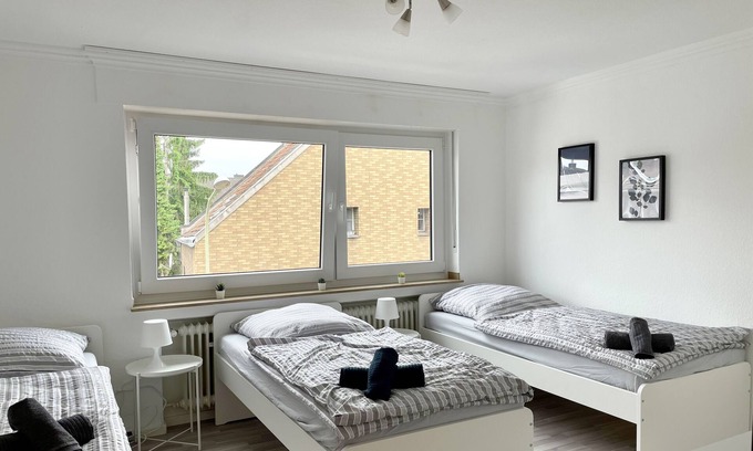 Lendersdorf Apartment | Dn02 Ferienwohnung, 70qm, 2 Schlafzimmer, 1 Wohn- /schlafraum, Max. 6 Personen