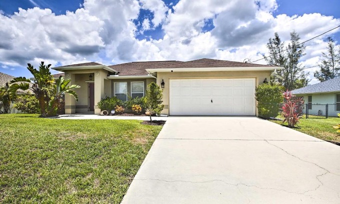 Trafalgar House | Dock and Canal Access Cape Coral Family Home