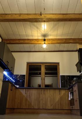 Ochotnica Dolna House | DOM ZA STUDNIĄ Góralski dom w Ochotnicy Dolnej