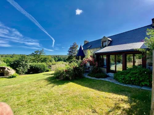 La Chapelle-Neuve House | Domaine de Lann Kerhuerh