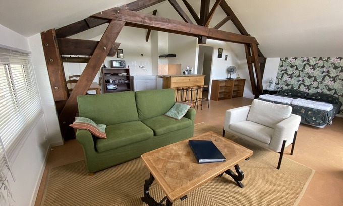 Lamothe-Montravel Apartment | Domaine le Mathelin - Studio Montravel - Un Séjour Dans les Vignobles