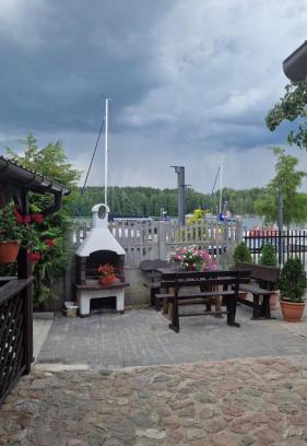 Mikolajki Cabin | Domek przy promenadzie w Mikołajkach