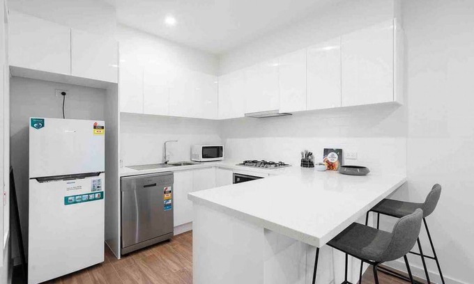Moorabbin Apartment | Domi Rentals - The Hampton Homes