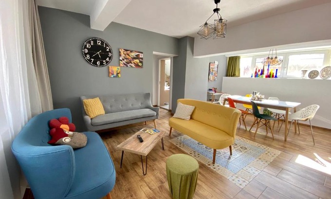 Old City Apartment | Dominic Apartment Unirii Square