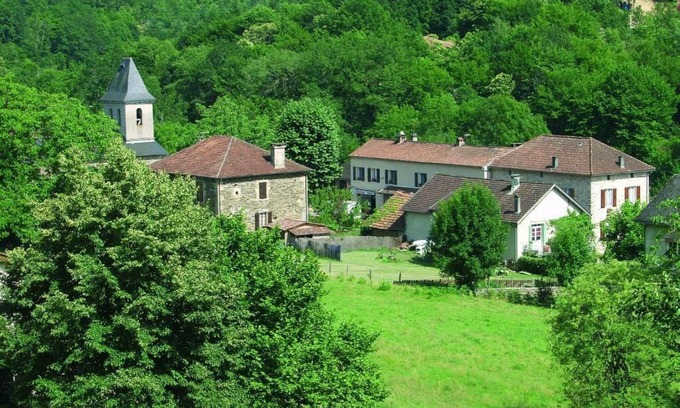 Latouille-Lentillac Bed & Breakfast | Domisiladore