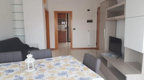 Viserba Apartment | DOMUS MARIS Viserba, Spiagge e Centro a 100 mt, PROMO MAGGIO FIERA MACFRUT, FIERAVICOLA, EXPO DENTAL, MEETING RIMINI