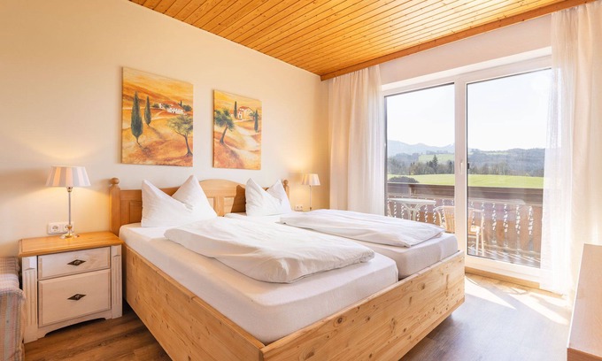 Rohrdorf Apartment | Doppelzimmer für 2 Gäste mit 21m² in Rohrdorf/ot Lauterbach